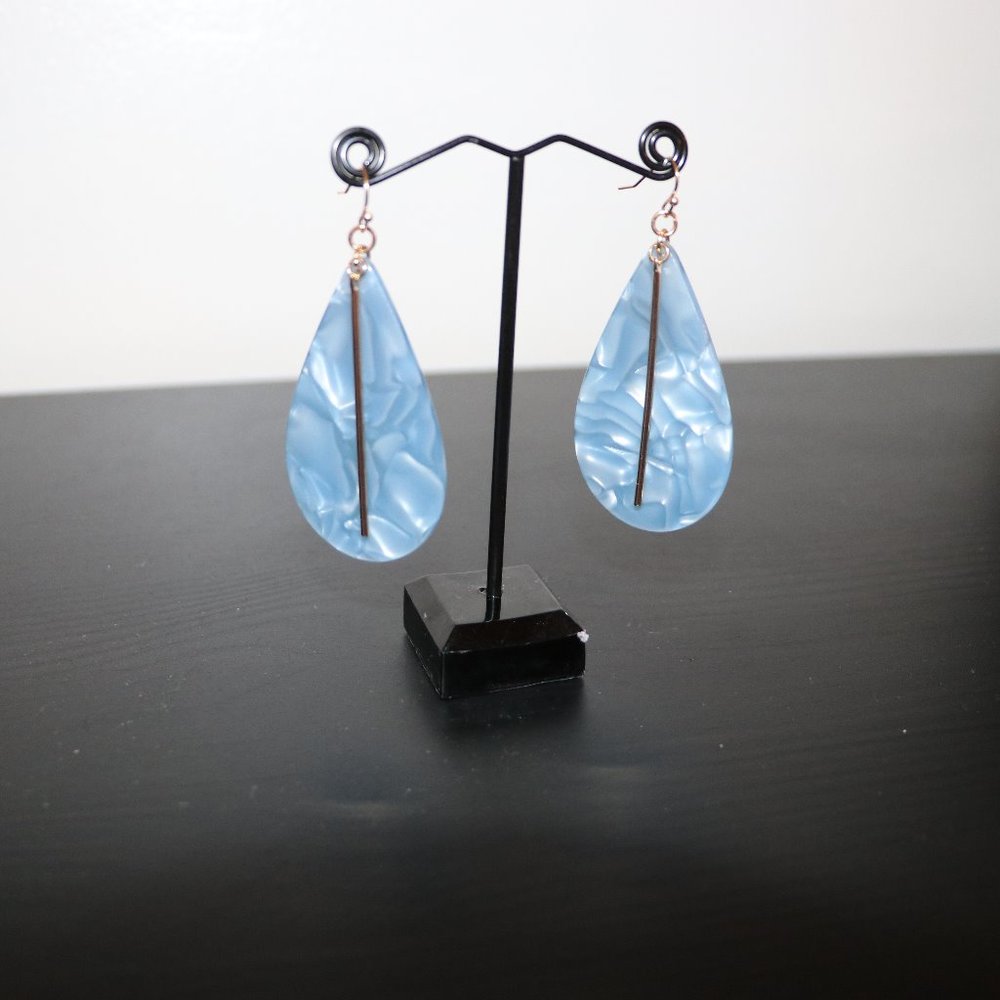NEW Blue Tear Drop Earrings